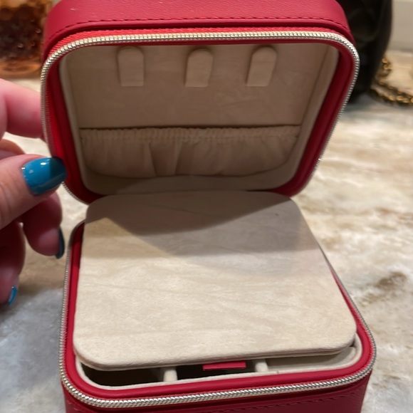 Travel Jewelry Box Organizer with Chanel Camellia Flower - One-of-kind - New - Picture 4 of 4